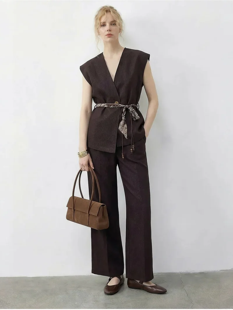بيانكو لوتشي LUCCI Vest and Pants Two-Piece Set with Belt Detail