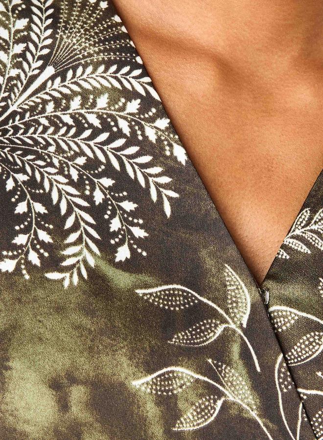 Iconic Relaxed Fit Polyester Wrap Top with Tie-Ups - Image 3