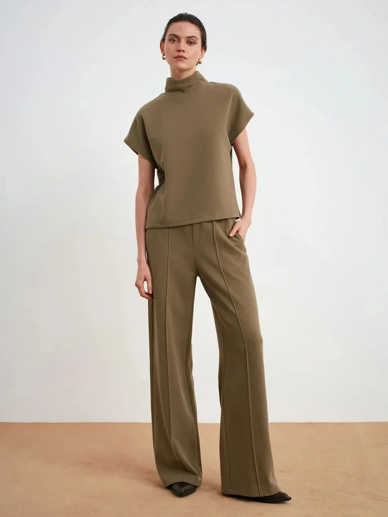 ديلفين DILVIN Ribbed Half-turtleneck Knit Blouse