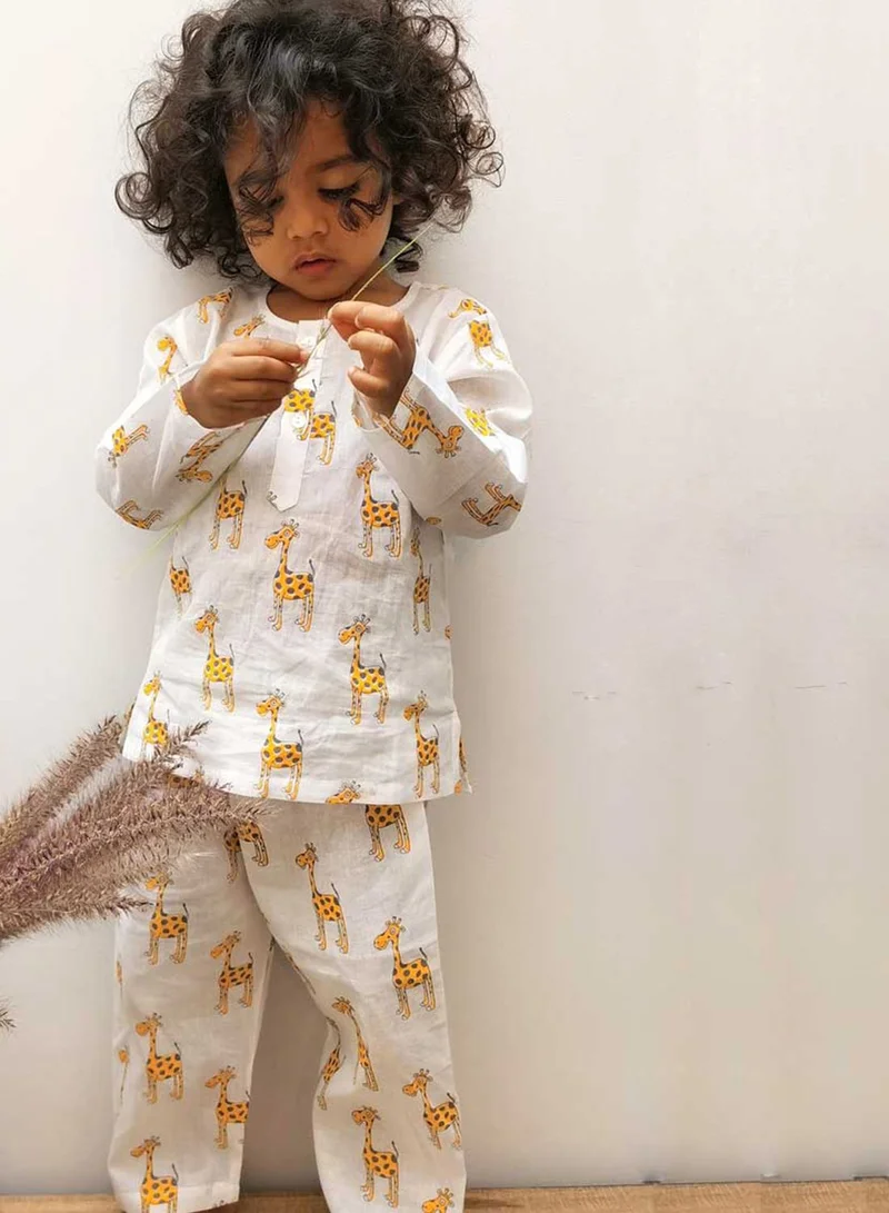 Ayra Kids Giraffe Print Pyjama Set