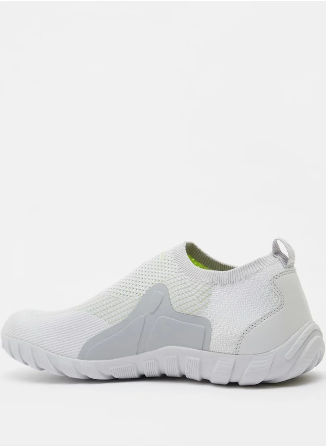 داش Men Textured Slip On Sports Shoes