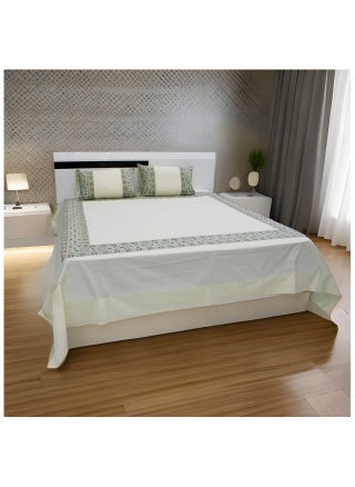 CREAMLILLY BORDER 02