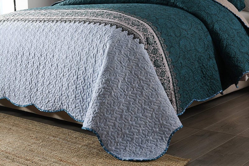 Travan 3-Piece King Quilt Set Quilted Bedspread Oversized Microfiber Soft Lightweight Bedding Set with Shams for All Season, Blue Ocean, King Size - Image 5