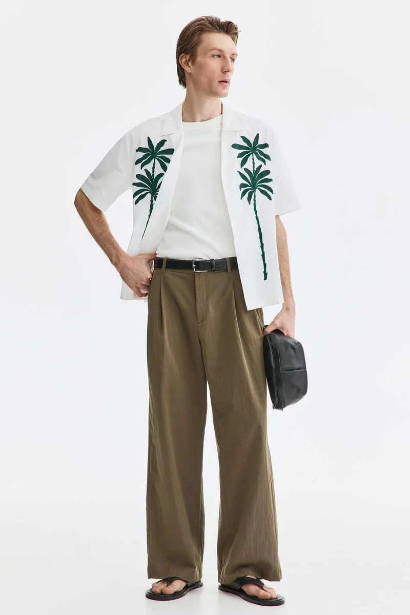 H&M  Relaxed Fit Emroidered-motif resort shirt for Men | Best Price UAE