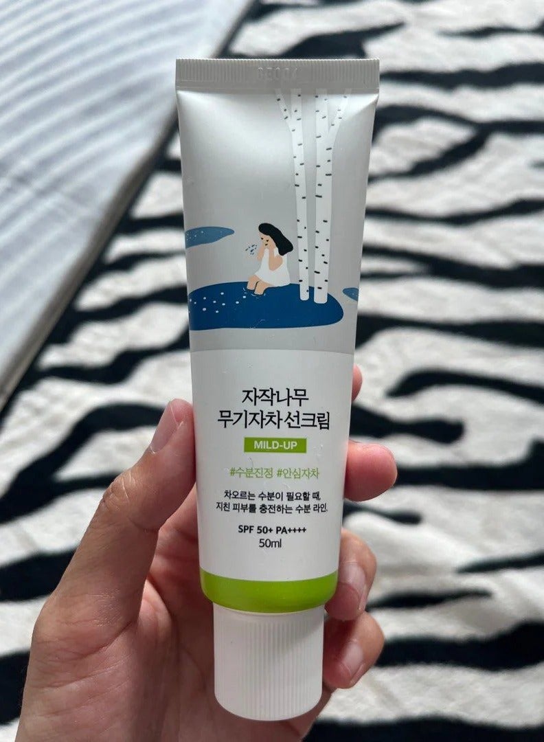 راوند لاب ROUND LAB Birch Juice Moisturizing Mild Up Sun Cream SPF50+ PA++++ - Image 1