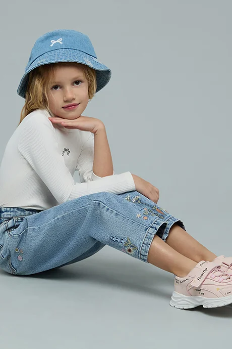 R&B Embroidered Jeans with Button Closure