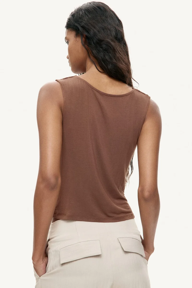 اتش اند ام بلوزة من الجيرسيه بقبة منسدلة