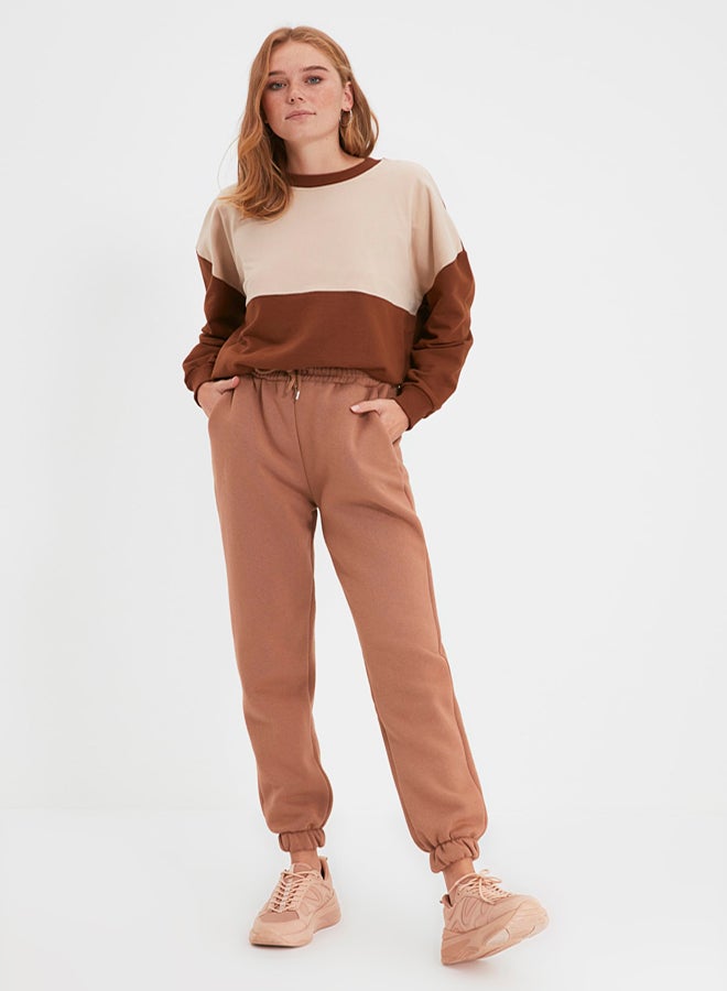 trendyol Light Brown Thick Inside Fleece Basic Knitted Sweatpants Pants - Image 2
