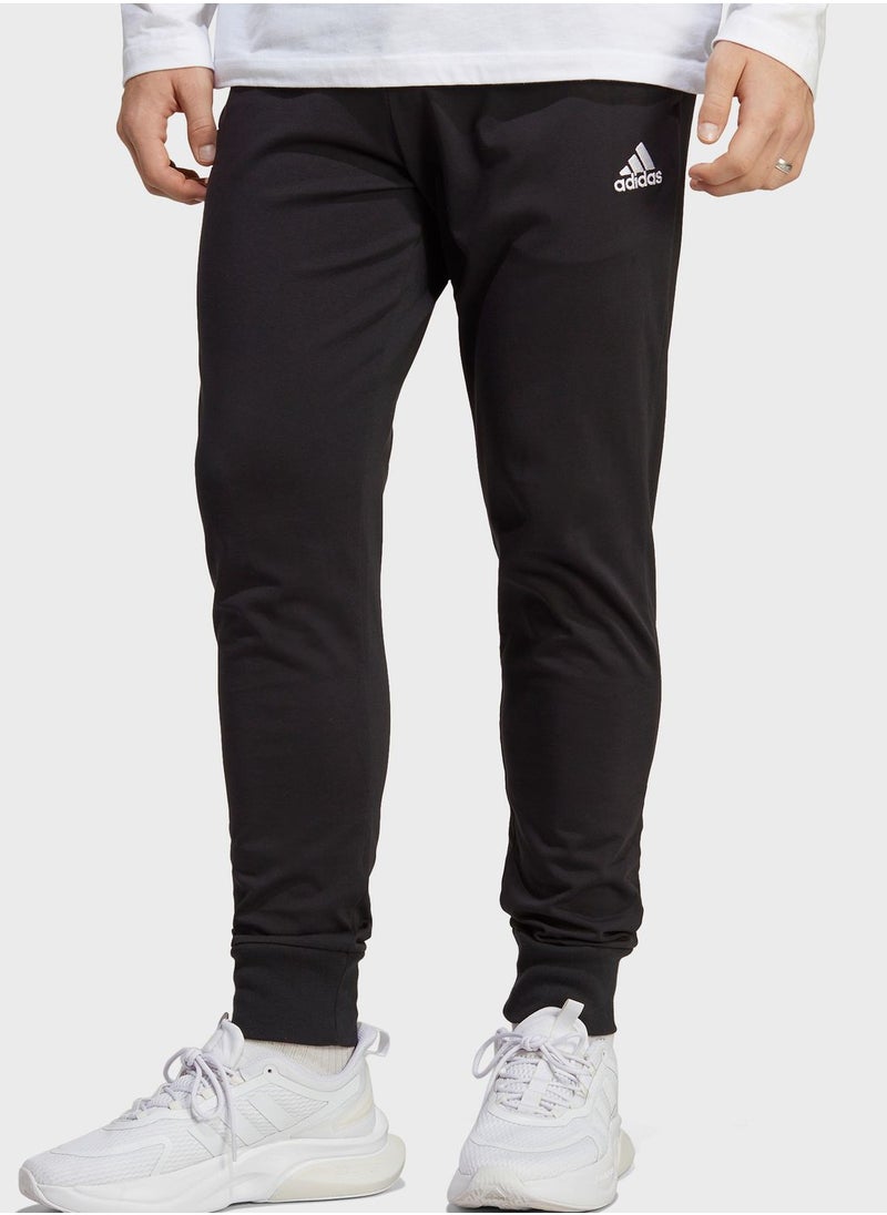 Single Jersey Small Logo Sweatpants - pzsku/Z99EA141D8A12F12AA31FZ/45/_/1702456978/d7cd9ea2-82fd-4e76-bb5d-d075413b406b