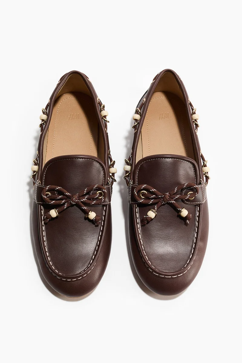 اتش اند ام حذاء مريح