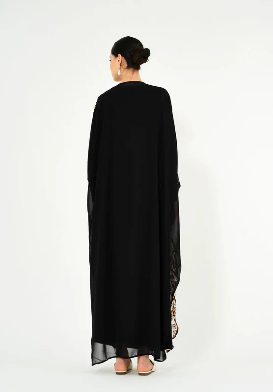 Thouq Beautiful Printed chiffon Jalabiya With Round Neckline With Long Sleeves