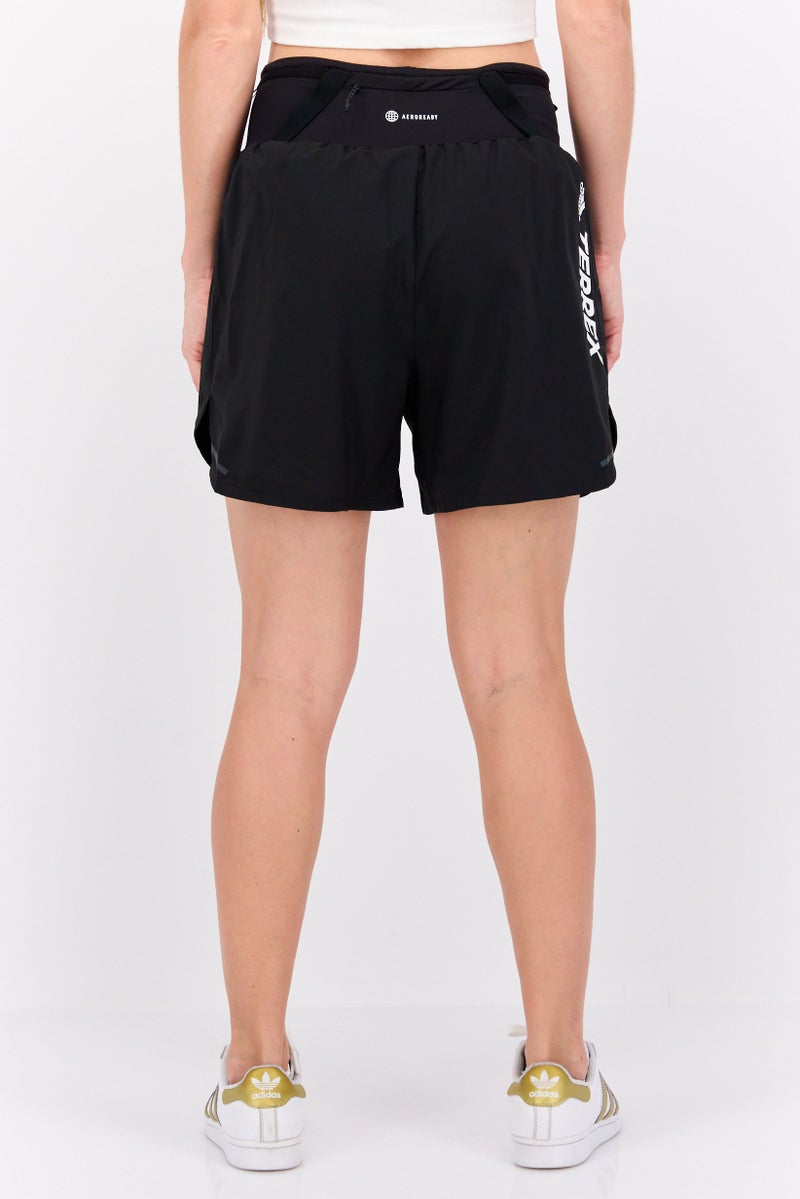 Adidas شورتات تدريب رياضية نسائية مقاس 5، أسود - Image 2