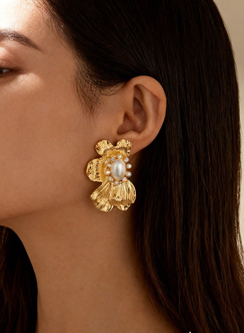 أقراط لؤلؤ على شكل زهرة للنساء مع دبابيس من فضة 925 مضادة للحساسية، مجوهرات خفيفة وأنيقة للارتداء اليومي واللحظات الخاصة، هدية مثالية للسيدات - Image 4