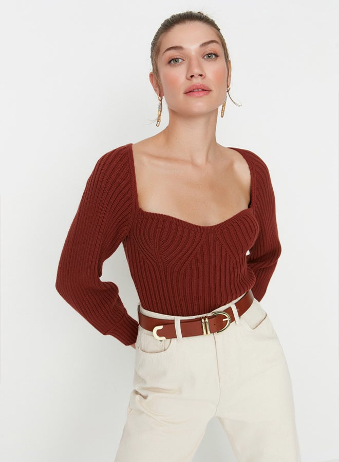 trendyol Brown Crop Heart Neck Knitwear Sweater TWOAW22KZ1760 - Image 2