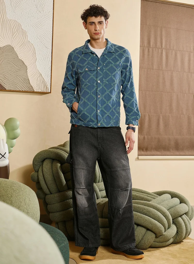 Campus Sutra Men's Geometric-Jacquard Denim Jacket | Spread Collar , Long Cuffed Sleeves , Button Closure , Straight Hem | Geometric Woven Jacquard For Casual & Daily | Indigo Blue