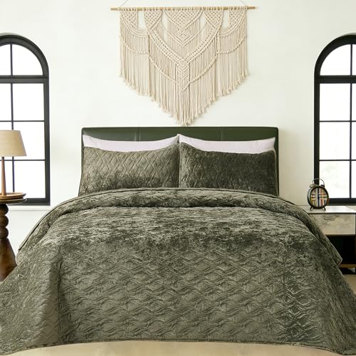 LR Rocaloca Luxury Oversized King Quilt 120x120 Bedspreads Coverlet Bedding Set Velvet Comforter King Size 3 Pieces Set with 1 Quilted Beauty Bedspreads and 2 Pillow Shams 20x36,Army Green - Image 1