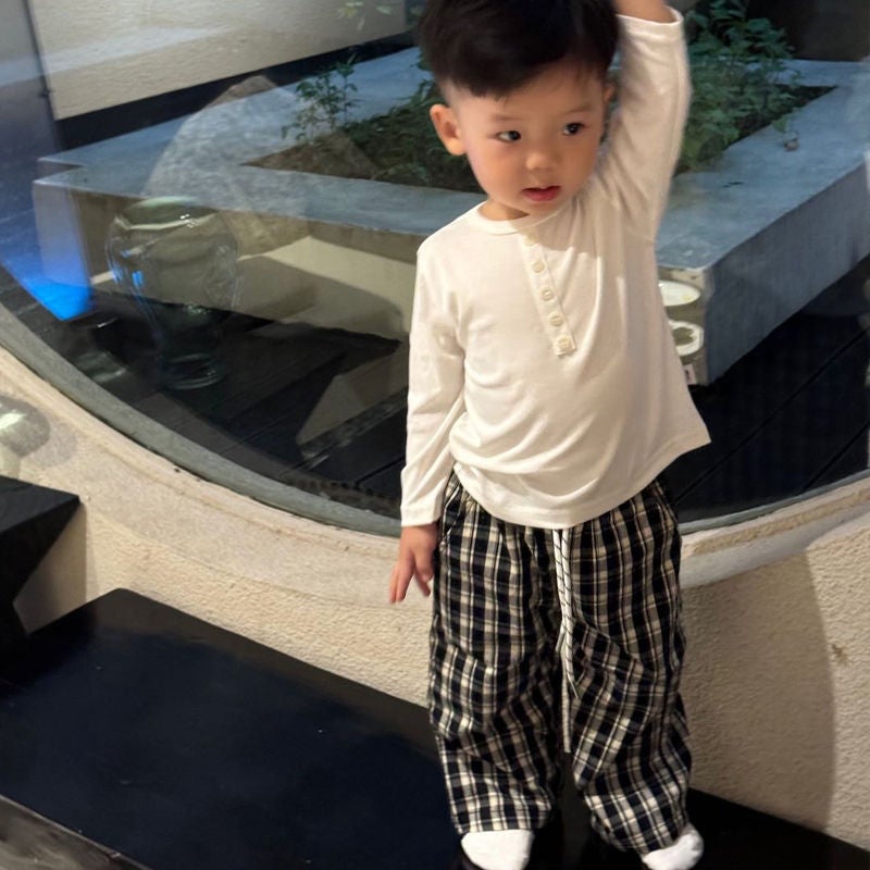 Children'S Clothing Autumn Clothes Boys Long-Sleeved T-Shirt Style Western Style Boys And Girls Solid Color Inner Base Shirt Children'S Clothes - Image 1