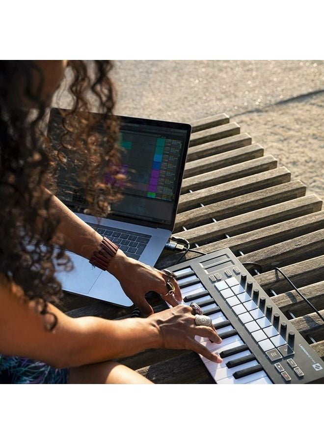 Novation Launchkey Mini [MK3] — Portable 25-Key, USB, MIDI Keyboard Controller with DAW Integration. Chord Mode, Scale Mode, and Arpeggiator — for Music Production