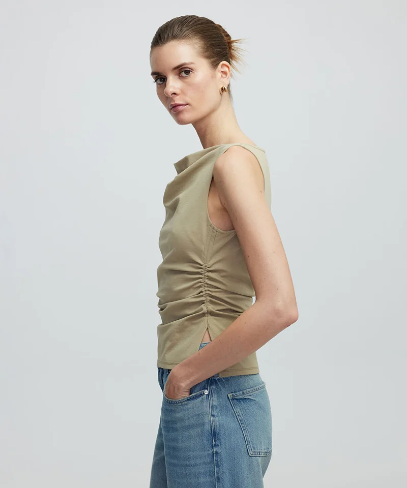 ابيكول Gathered T-Shirt