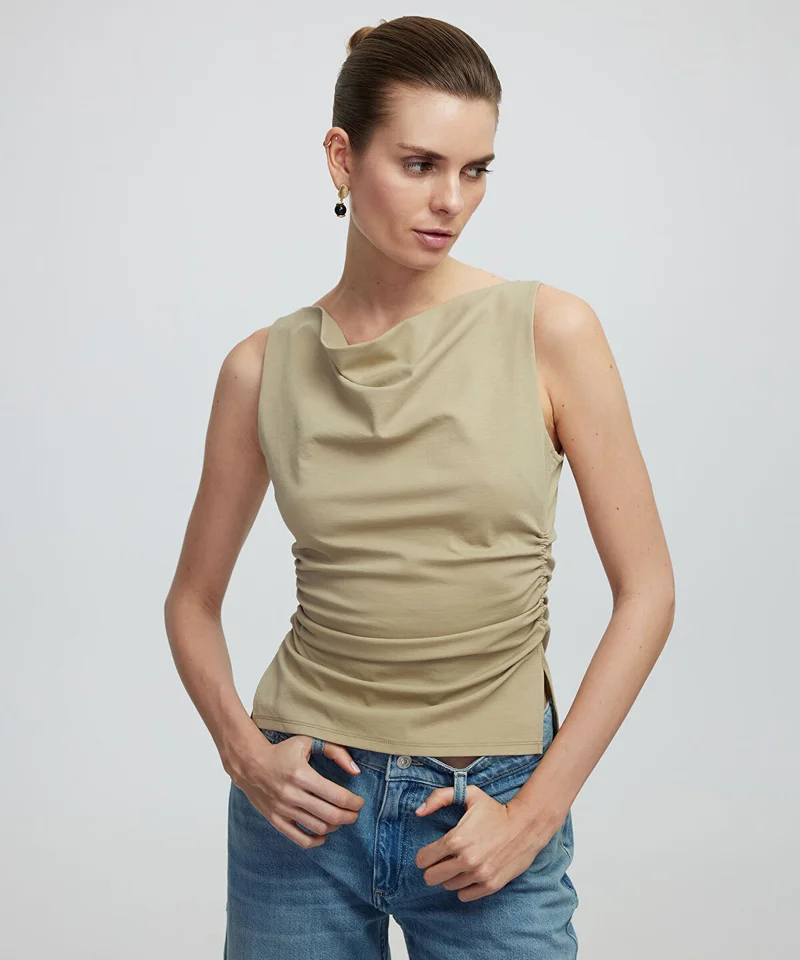 ابيكول Gathered T-Shirt
