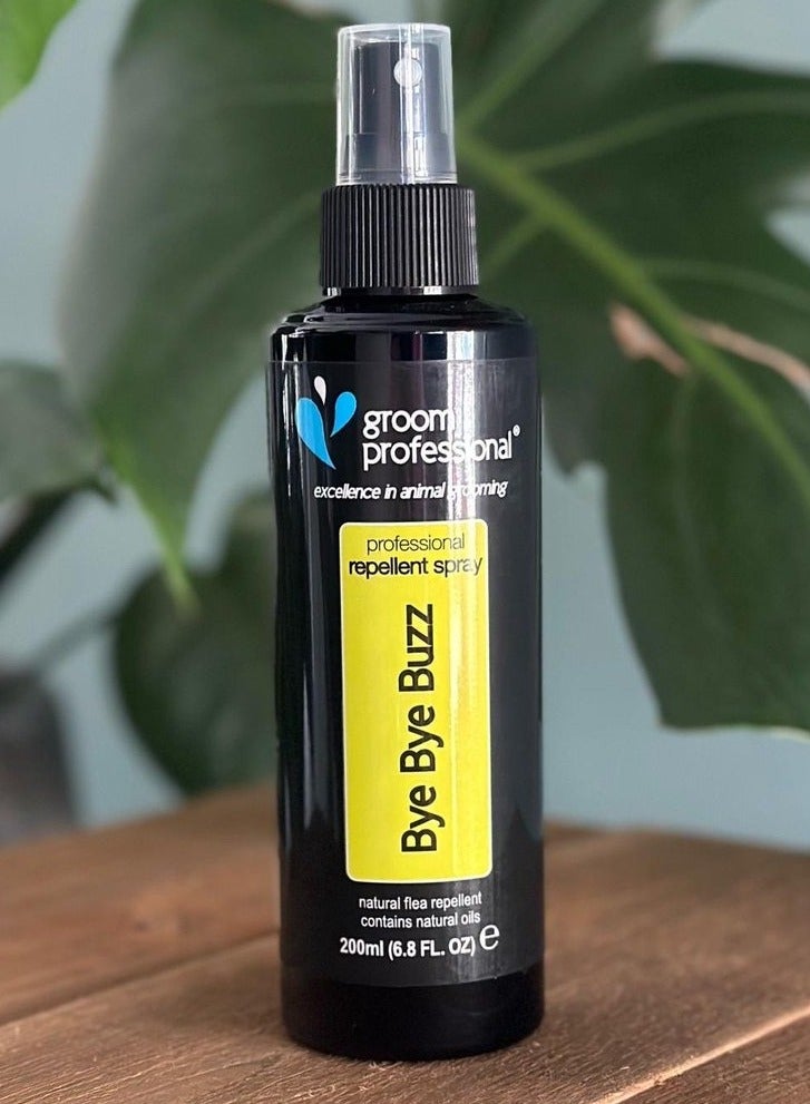 Groom Professional Bye Bye Buzz Spray 200ml Volume - 200ml - Image 1
