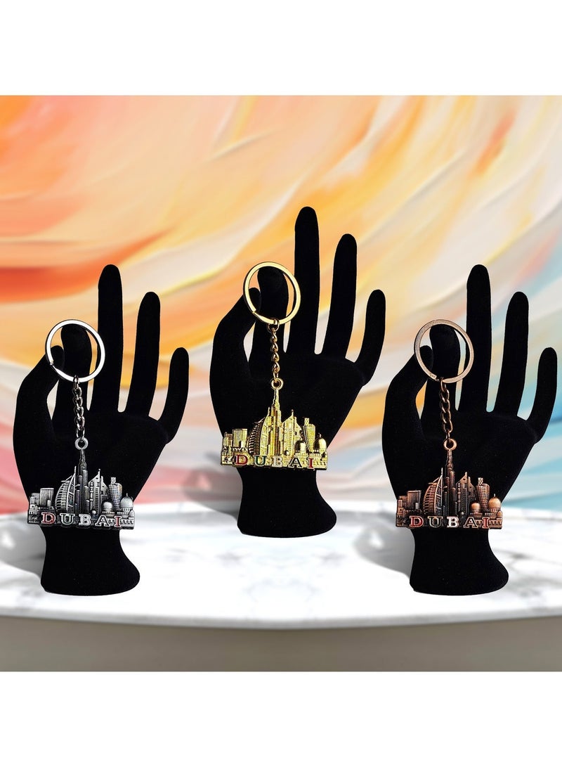 سوق الهدايا التذكارية [مجموعة من 12 قطعة] 3 سلاسل مفاتيح معدنية أنيقة، دائرية الشكل، تتميز بمعالم دبي الشهيرة في تصميم واحد بثلاثة ألوان زاهية - مثالية كتذكار أو هدية أو إكسسوار يومي. وسلسلة مفاتيح معدنية بتصميم أفق دبي، هدية فاخرة من 3 قطع بألوان متنوعة. وسلسلة مفاتيح معدنية بتصميم كتاب مفتوح من 3 قطع - ألوان متنوعة، تذكار لمعالم دبي. وسلسلة مفاتيح معدنية أنيقة من 3 قطع تتميز بتصميم مرساة أنيق لدبي بثلاثة ألوان زاهية - مثالية كتذكار أو هدية أو إكسسوار يومي. - Image 3
