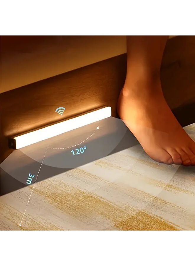 11.8 بوصة 4 قطع خزانة إضاءة LED بحساس حركة مع شاحن USB أبيض ناعم - Image 4