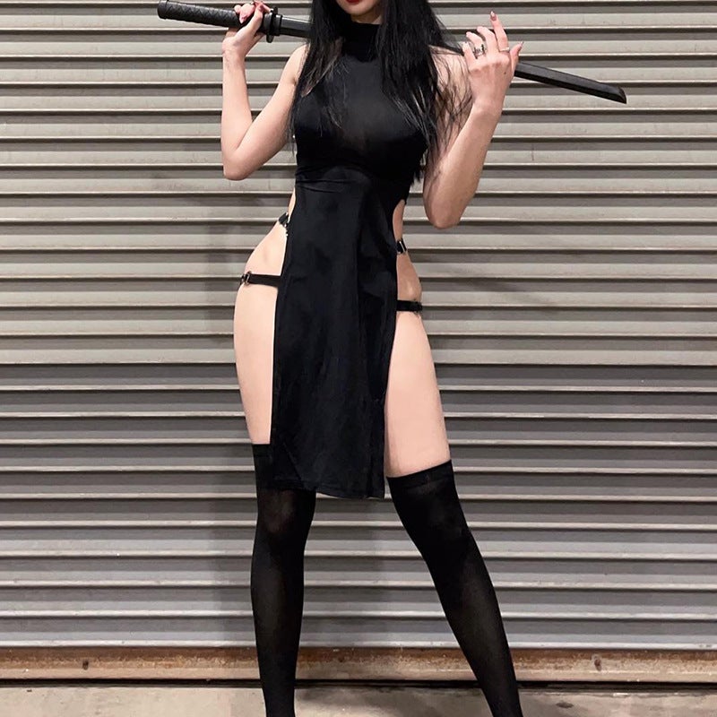 Sexy Solid Sleeveless Cutout Bodysuit - Image 1
