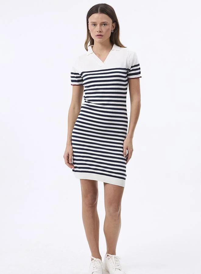V neck Collared and Striped Elegant Knit Midi Summer Dress