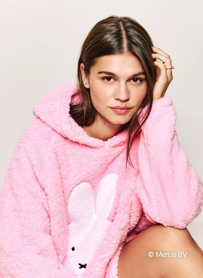 UNDIZ Miffy blanket sweatshirt