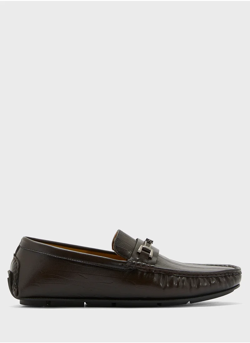 روبرت وود Trim Detail Textured Loafers