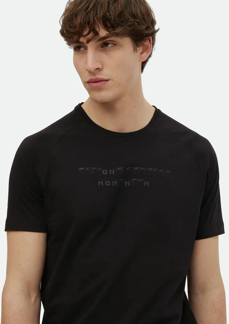 رامسي تيشيرت أسود مطبوع برقبة دائرية مصنوع من القطن بنسبة 100%