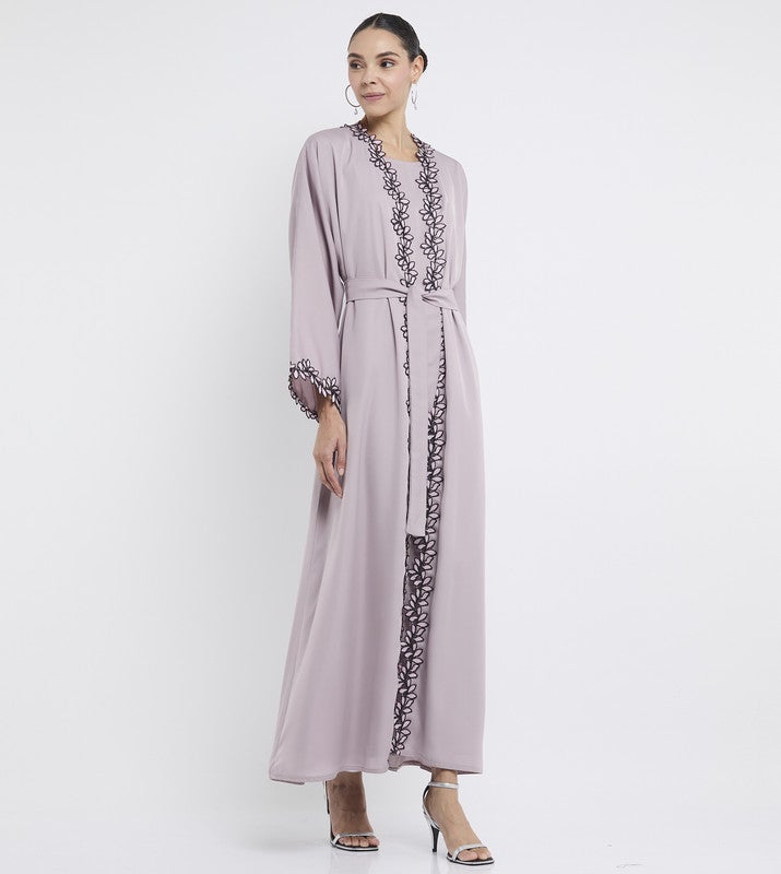 ROZA Elegant Lace Abaya with Inner+Belt - Image 2