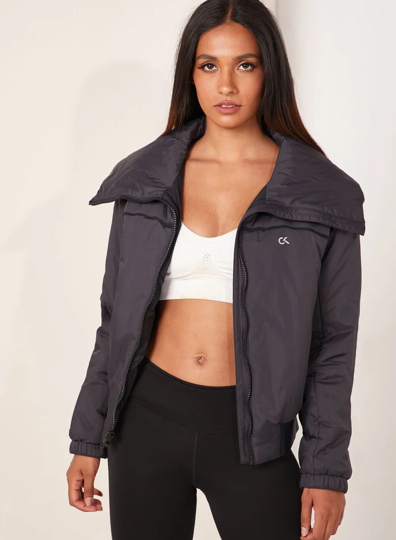 كالفن كلاين سبورت جاكيت مبطن مقاوم للماء