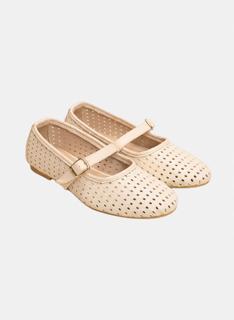 Ballerina-Perforated Mary Jane