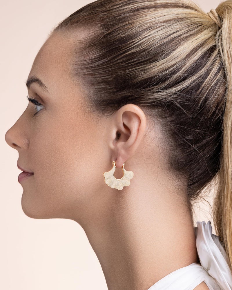SNGIA 18K gold plated White Cream Enamel Flower Stud Statement Earrings for Women by SNGIA, Dainty Bold Retro Handmade Trendy Natural Sea Summer Boho Seashell Beach Fan Shape Summer Vacation Huggie Bohemian Jewelry Gifts Accessories - Image 2