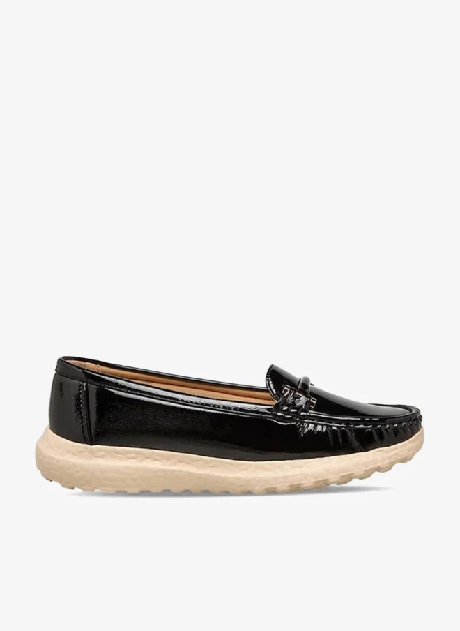 لو كونفورت Women Metal Accent Loafers