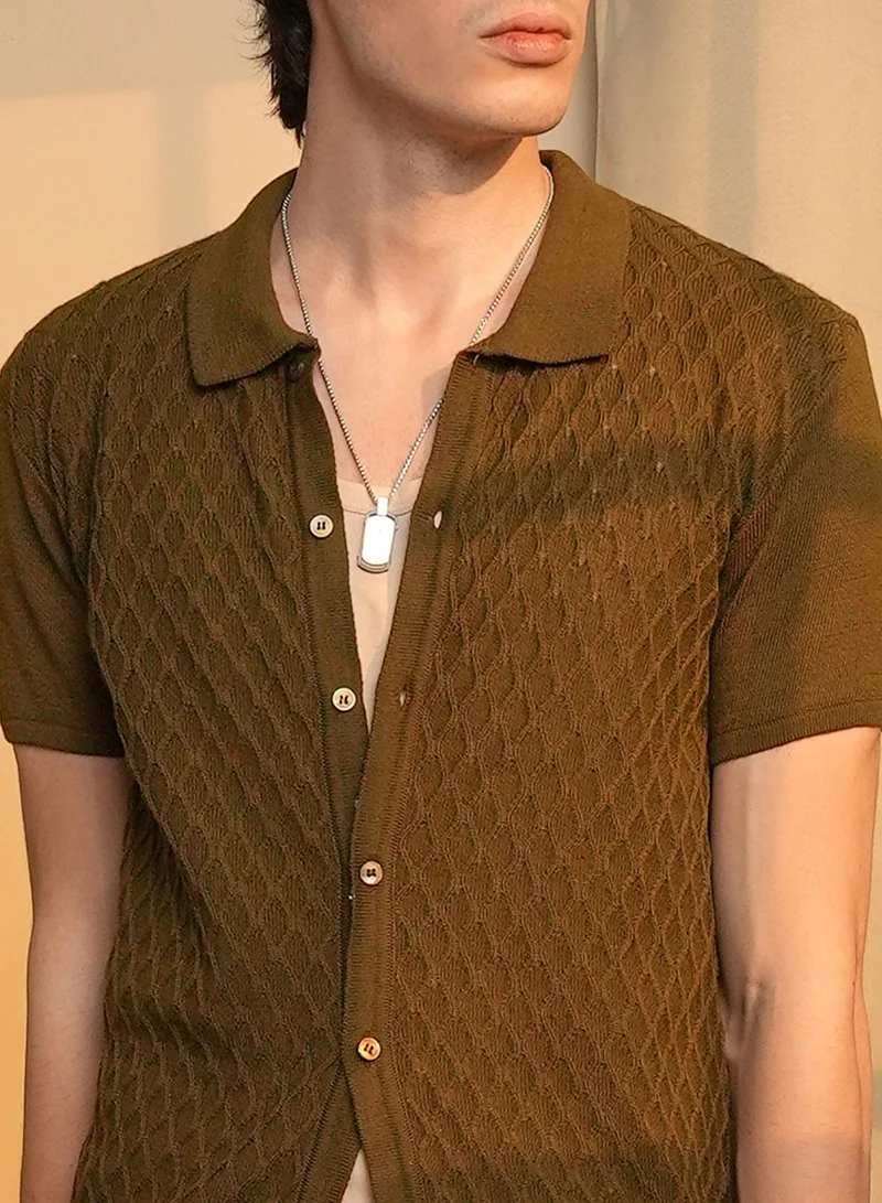 Campus Sutra Campus Sutra Men's Mocha Brown Harlequin-Textured Knit Shirt For Casual Wear | Polo Neck | Short Sleeve | Button Closure | Shirt Crafted With Comfort Fit For Everyday Wear