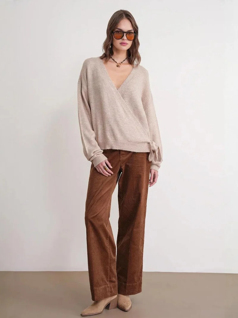 ميكسراي كارديجان ميكسراي بياقة على شكل حرف  ورباط أمامي