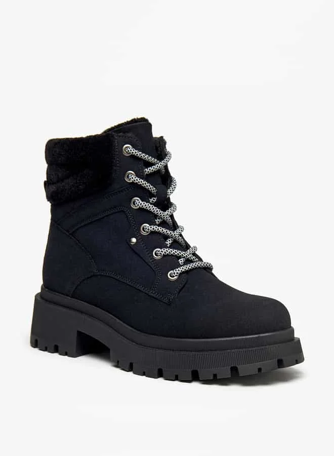 فلورا بيلا من شو إكسبرس Women Panelled Lace-Up Ankle Boots with Pull Tabs