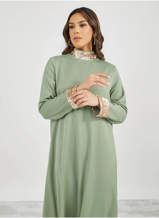 ستايلي Embellished Sequins Trims High Neck Jalabiya