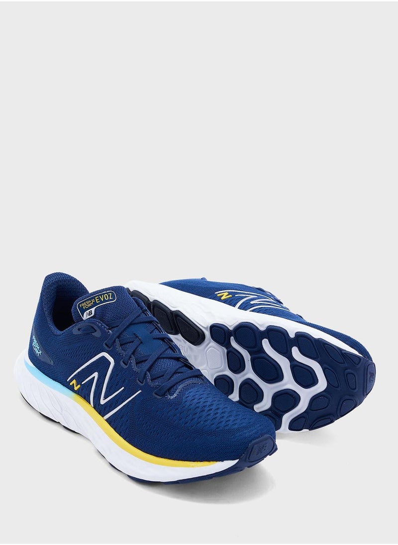 New Balance Evoz Sports Shoes  - Image 3
