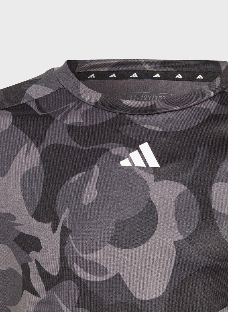 اديداس تيشيرت تدريب أسود بطبعة  للأولاد من - سنوات - Image 3