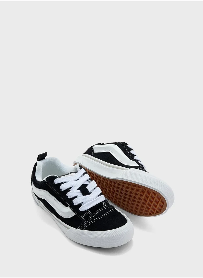 فانز Knu Skool