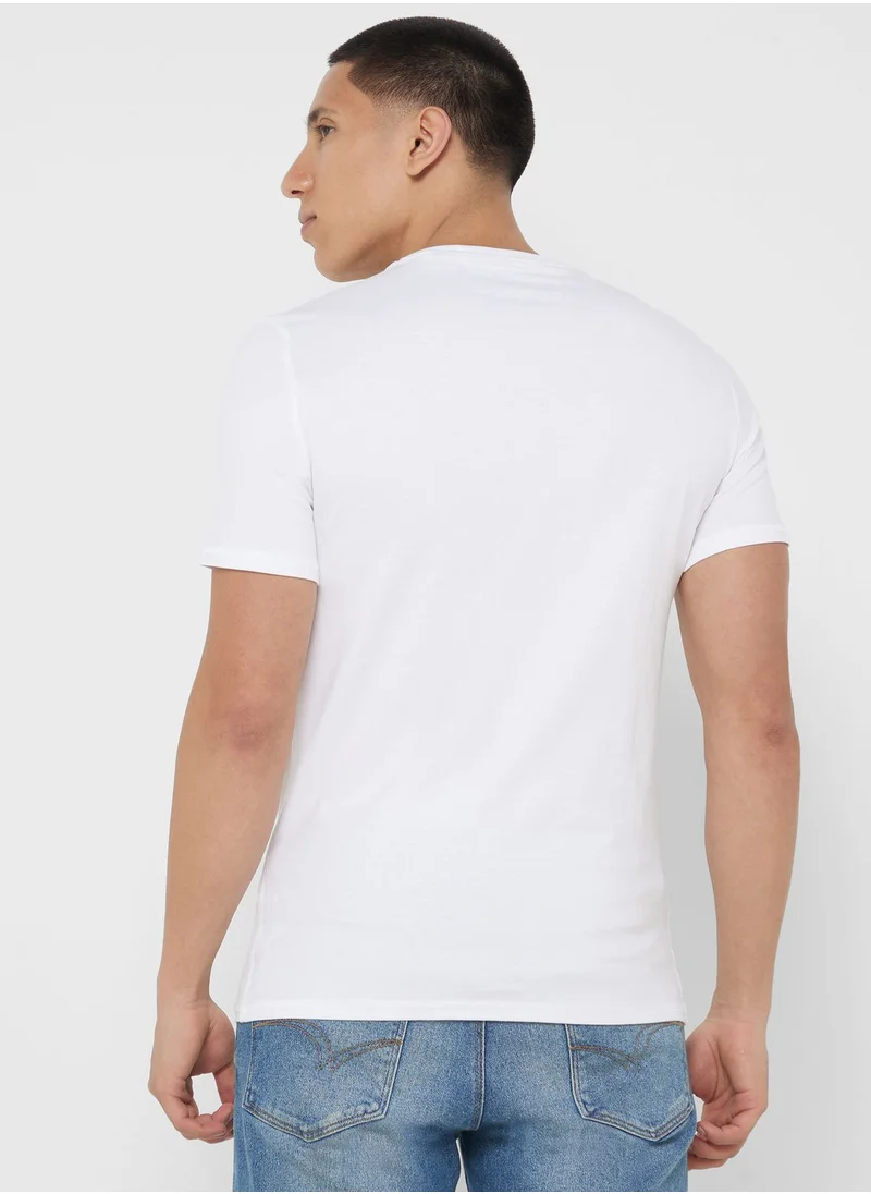 GUESS Logo Crew Neck T-Shirt