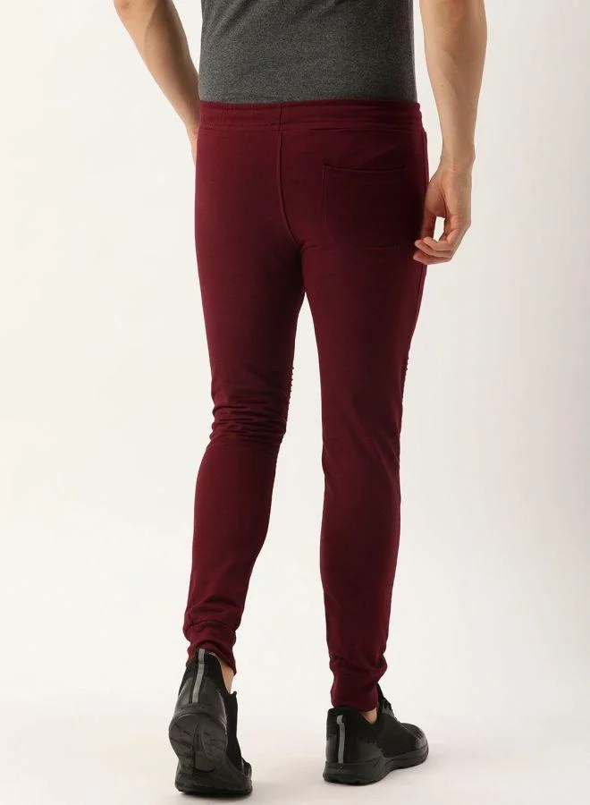 The Indian Garage Co Men Slim Fit Solid Mid-Rise Stretchable Knitted Jogger Trousers