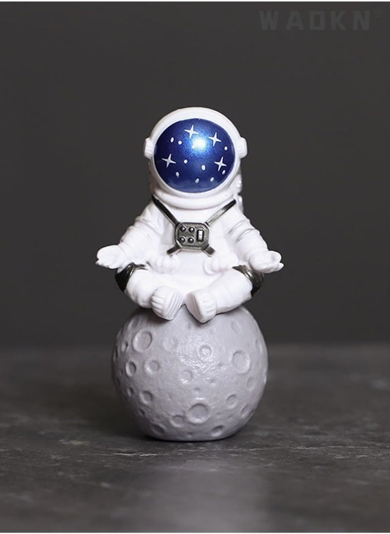 WAOKN Creative Astronaut Decoration 4-Pack Astronaut Statue Astronaut Statue Model For Astronaut Model Living Room TV Cabinet Hanging Decoration Children's Room Decoration Space Theme Birthday Gift  - Image 4