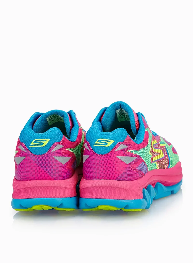 SKECHERS Go Run Ultra Road