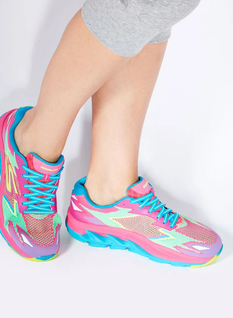 SKECHERS Go Run Ultra Road