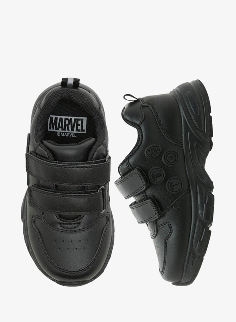 مارفل أحذية مدرسية للأولاد بنقوش مع إغلاق بشريط لاصق - Image 3